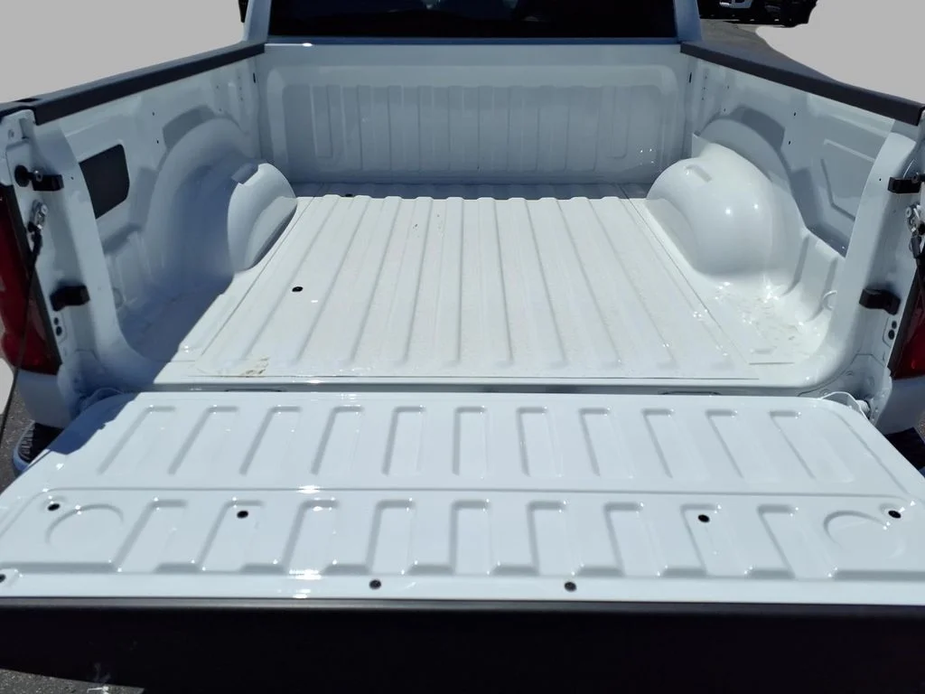 New 2026 Bright White Clear-Coat Exterior Paint RAM Big Horn/Lone Star image 24