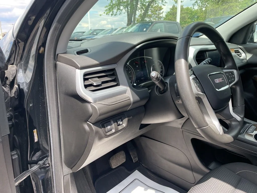 Used 2023 Black GMC SLE image 19