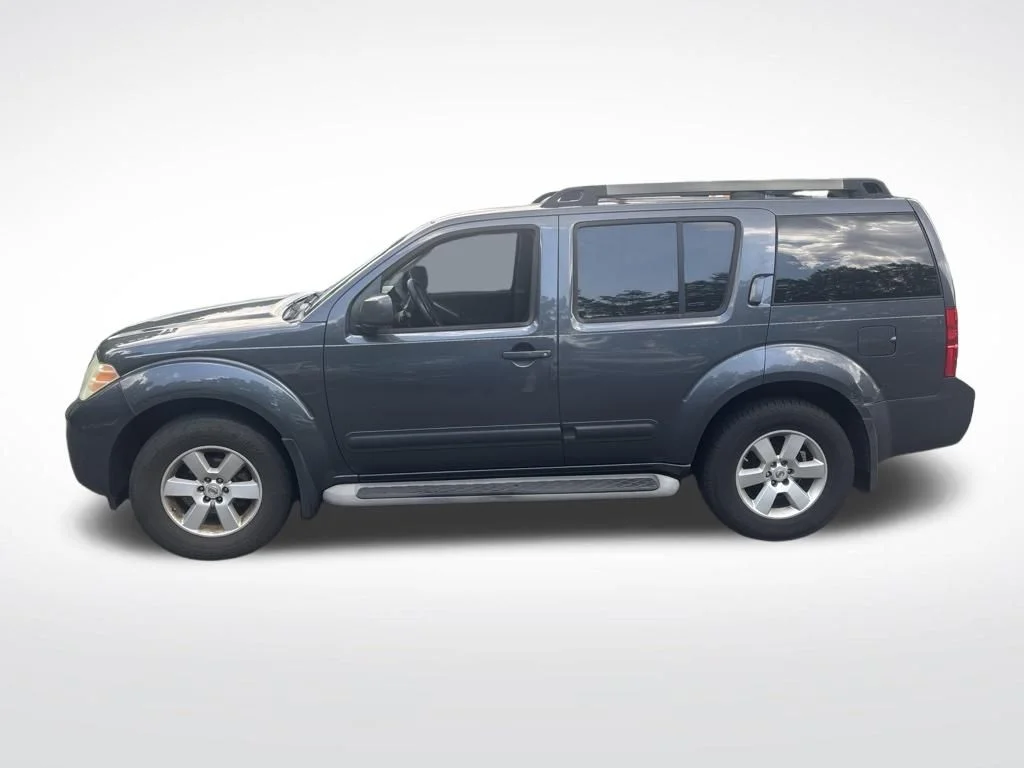 Used 2011 Gray Nissan SV image 2