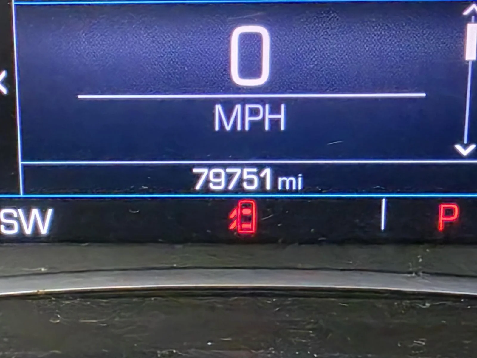 Used 2020 Smokey Quartz Metallic GMC SLE image 17