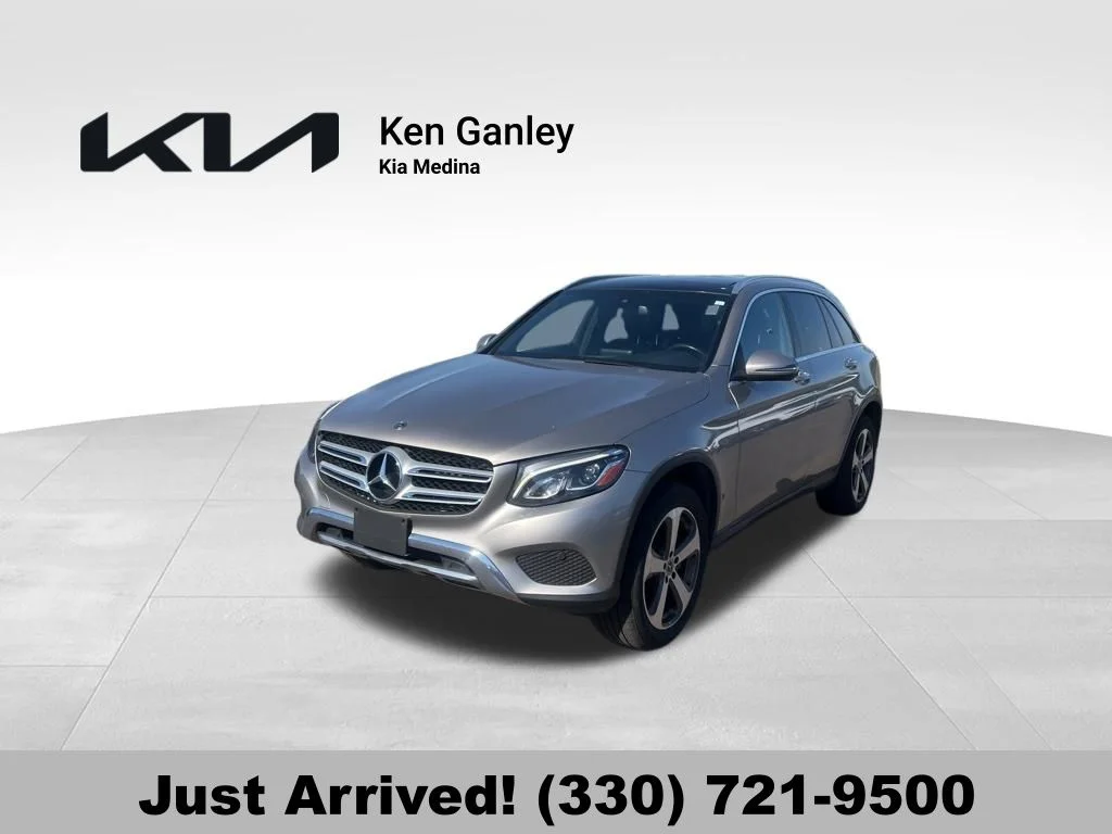 Used 2019 White Mercedes-Benz GLC 300 image 1