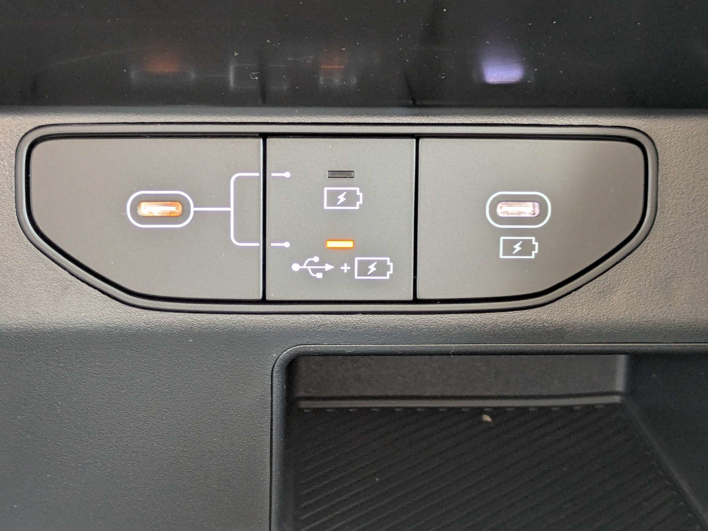 New 2026 Ivory Silver Kia LX image 25
