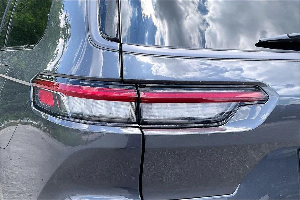 New 2026 Jeep Grand Cherokee L Limited 4D Sport Utility