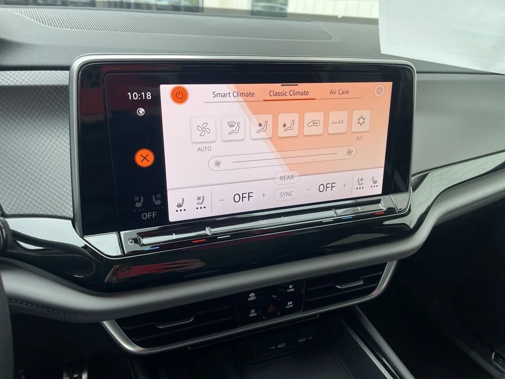 New 2026 Pure Gray Volkswagen 2.0T Peak Edition image 11