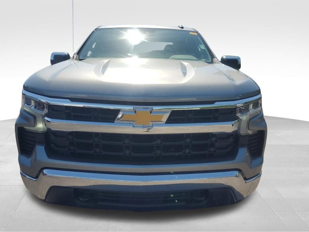 Used 2023 Gray Chevrolet LT image 11