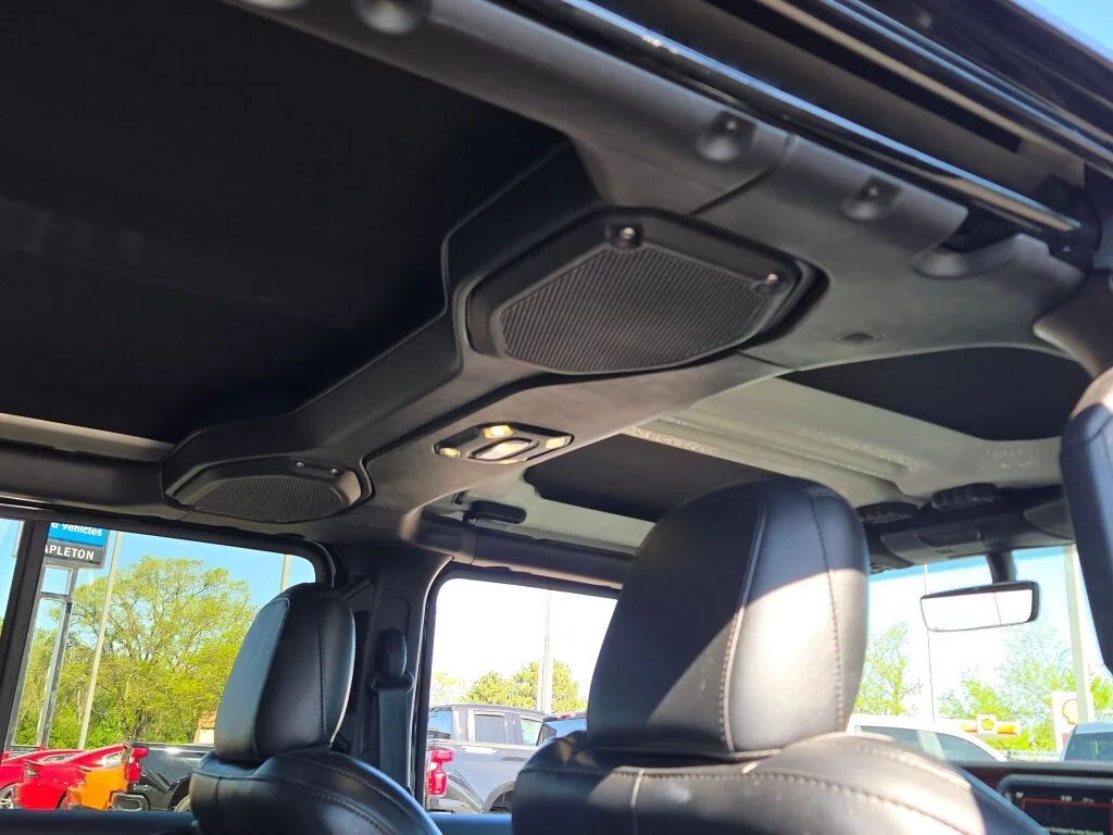 Used 2020 Black Jeep Unlimited Rubicon image 10