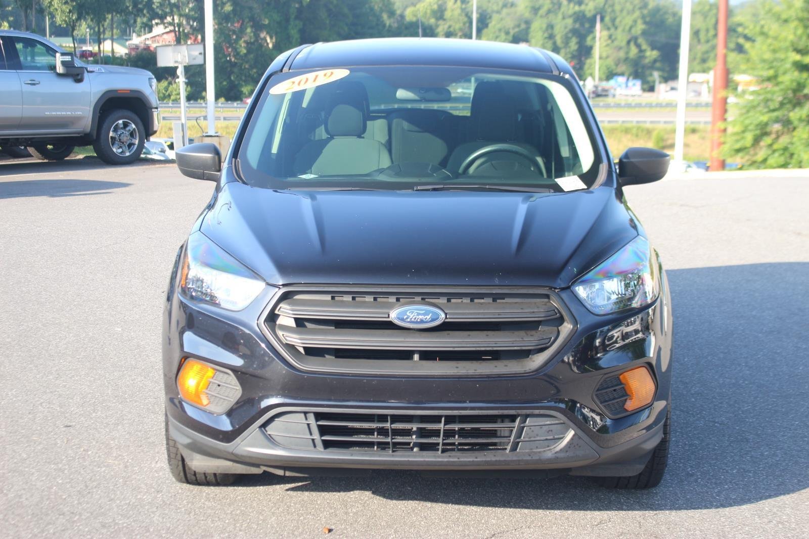 Used 2019 Black Ford S image 2