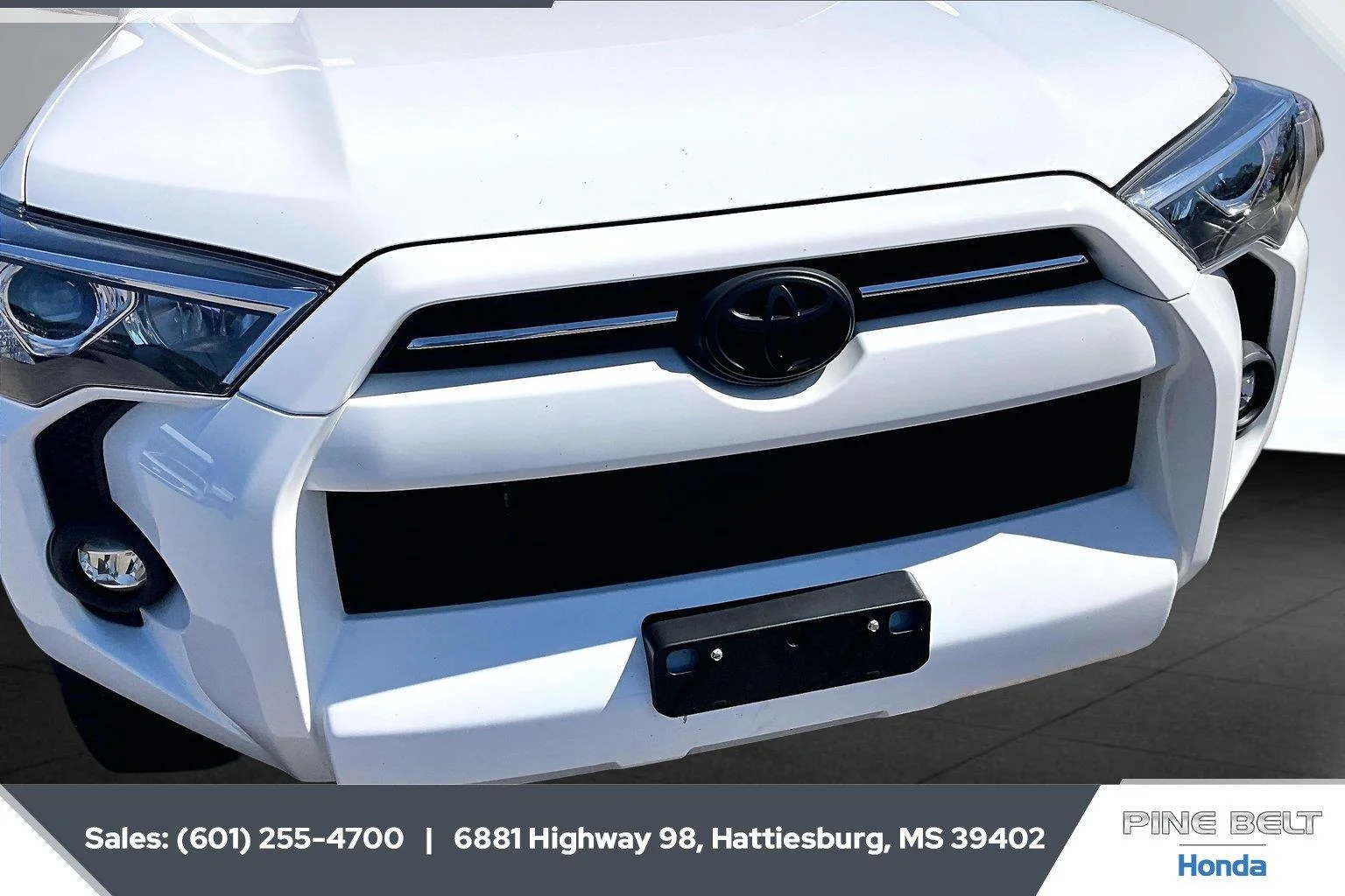 Used 2023 Ice Cap Toyota SR5 Premium image 22