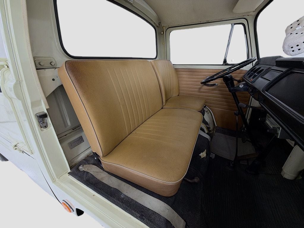 Used 1968 White Volkswagen  image 33