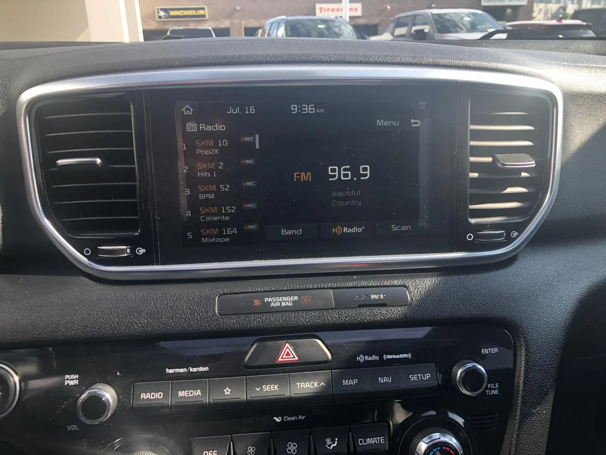 Used 2020 White Kia SX AWD image 15
