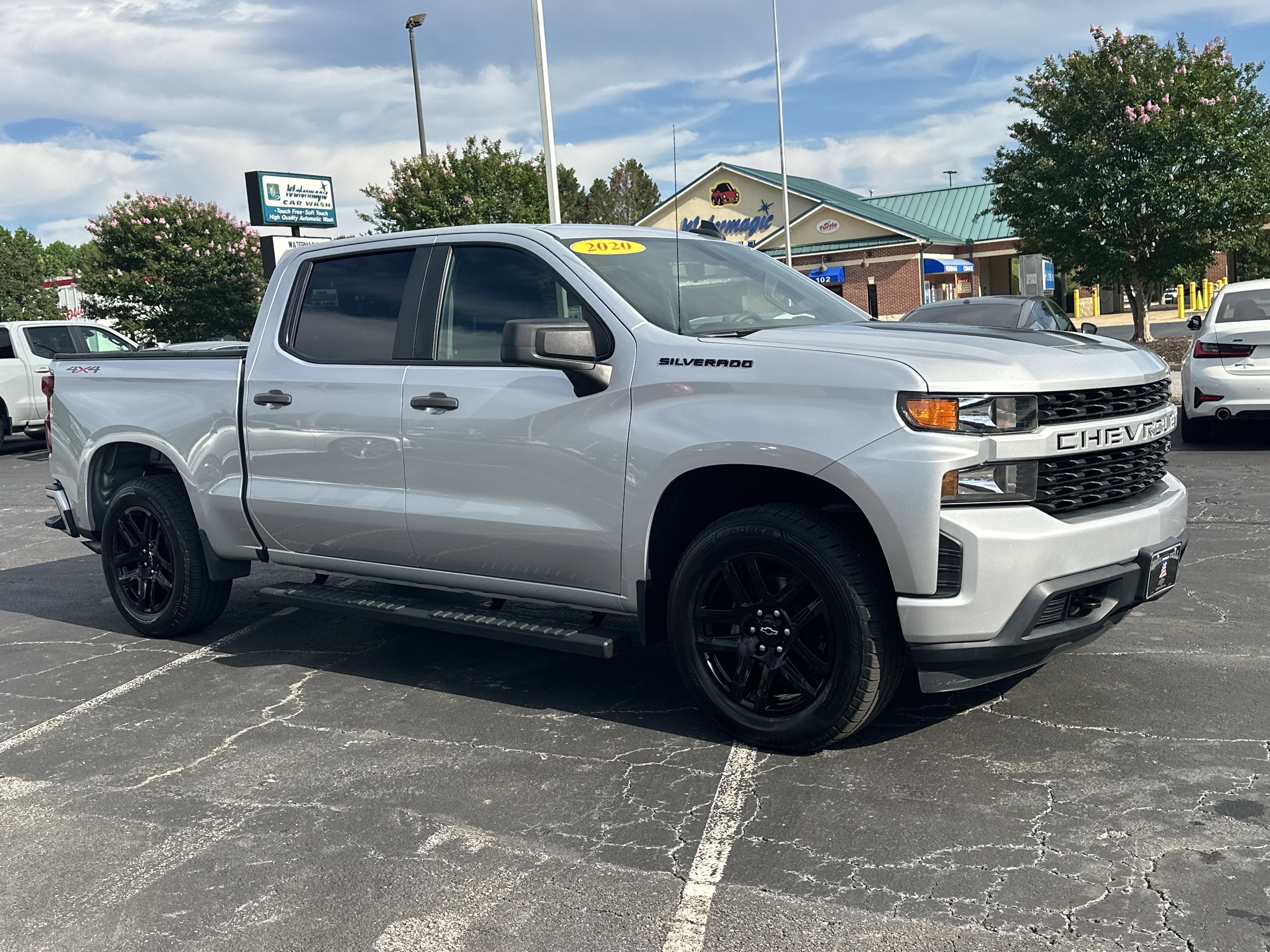 2020 Chevrolet Silverado 1500 Custom 4X4 Crew Cab Short Box's photo