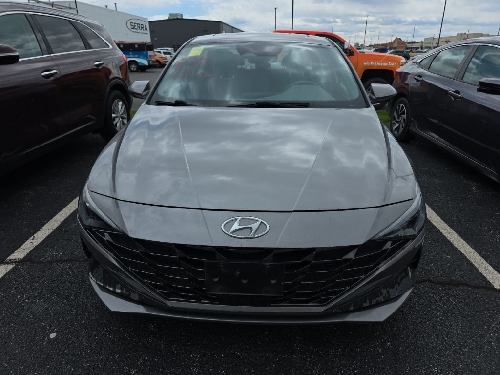 2022 Hyundai Elantra SEL