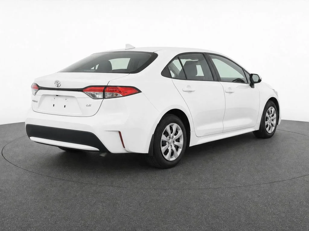 Used 2022 White Toyota LE image 4