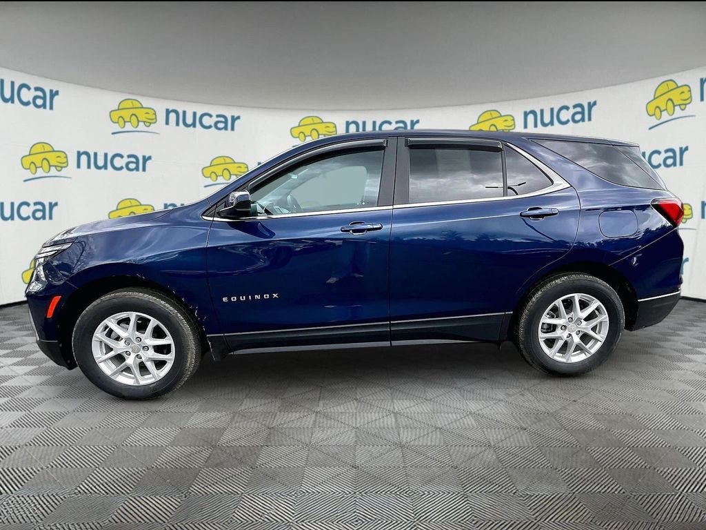 Used 2022 Blue Chevrolet LT image 4