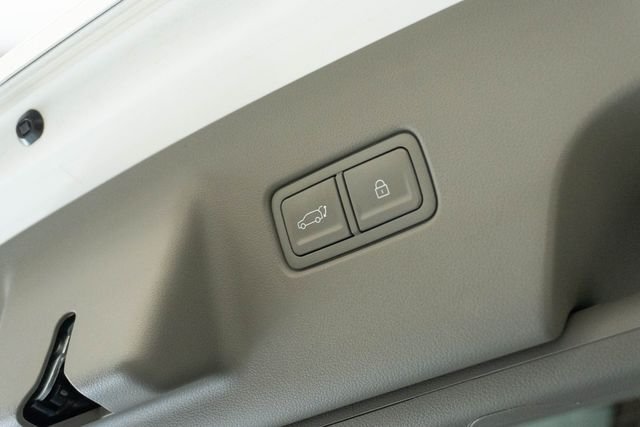 Certified Used 2026 White Hyundai SEL Convenience image 26
