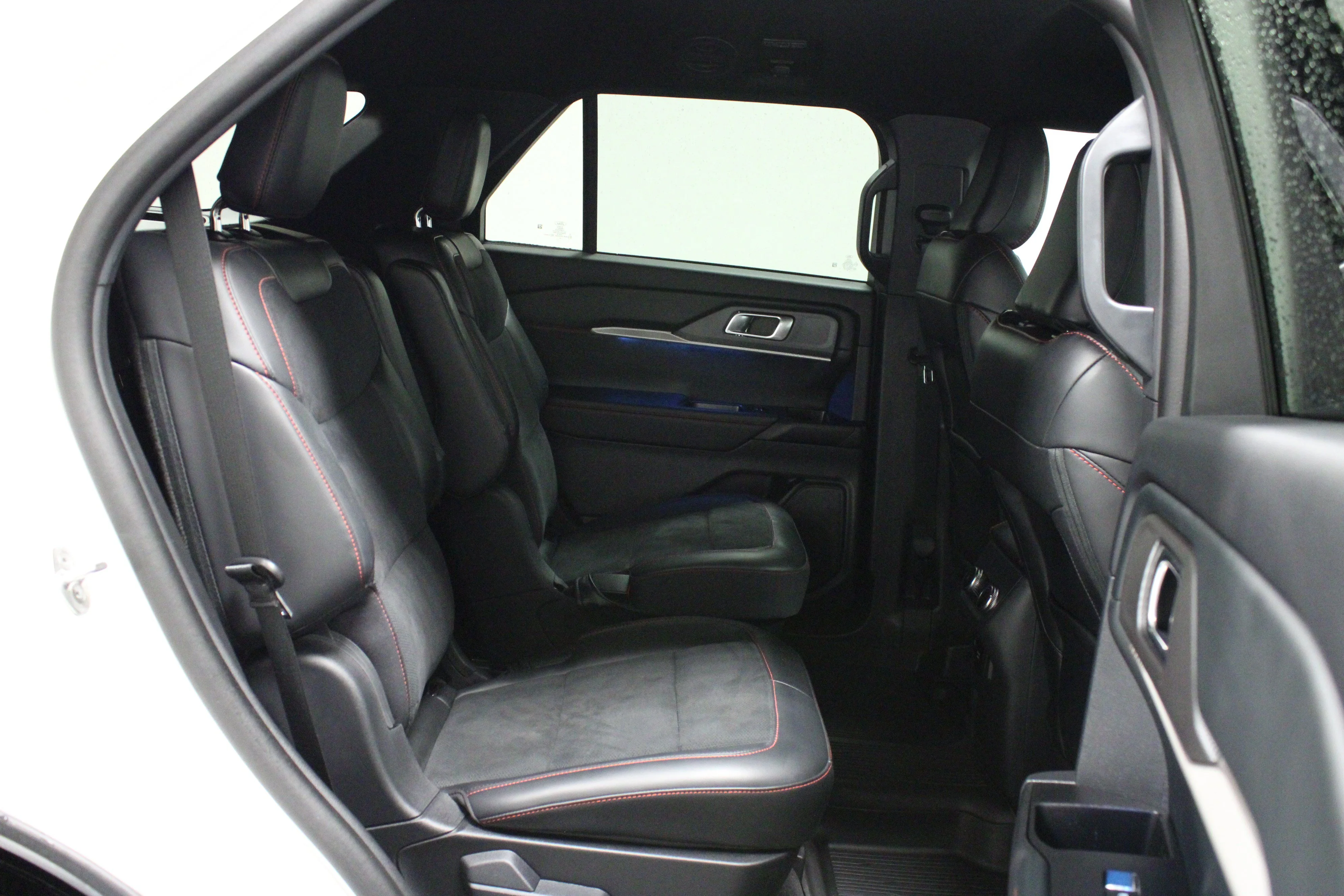 Used 2025 White Metallic Ford ST image 16