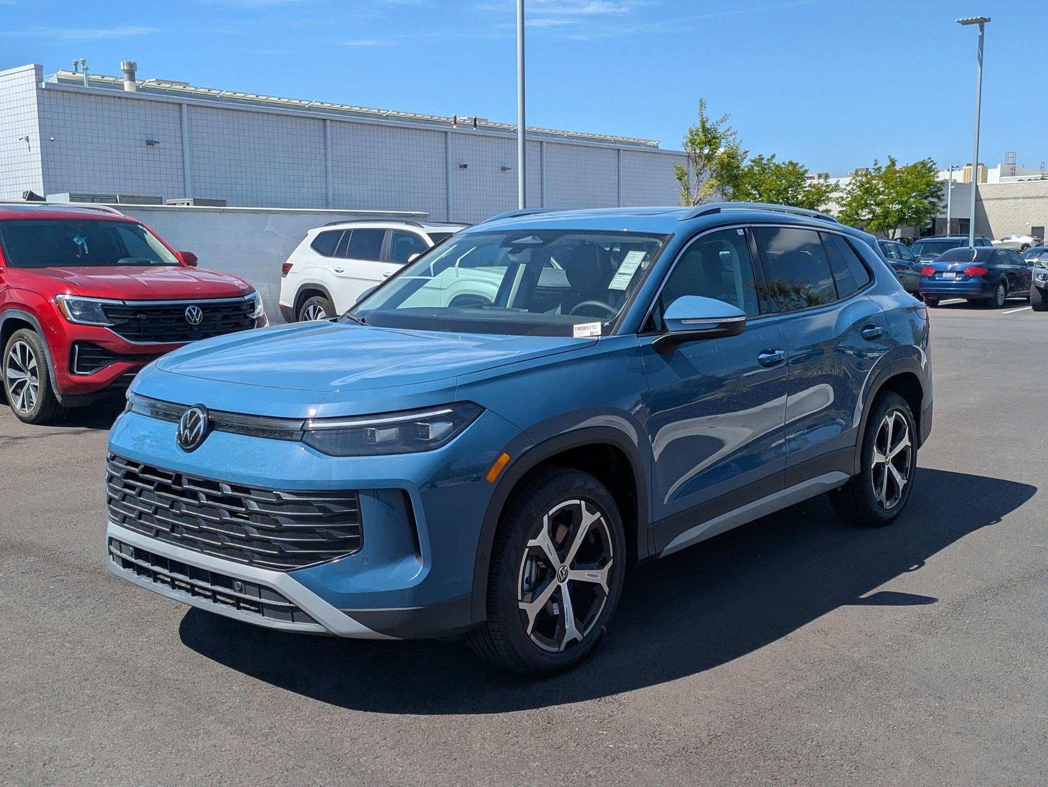 New 2026 Monterey Blue Pearl Volkswagen SE image 8