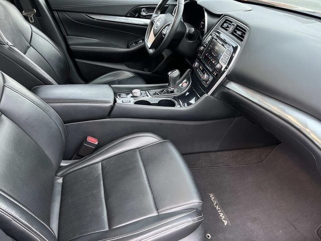 Used 2023  Nissan 3.5 SL image 21