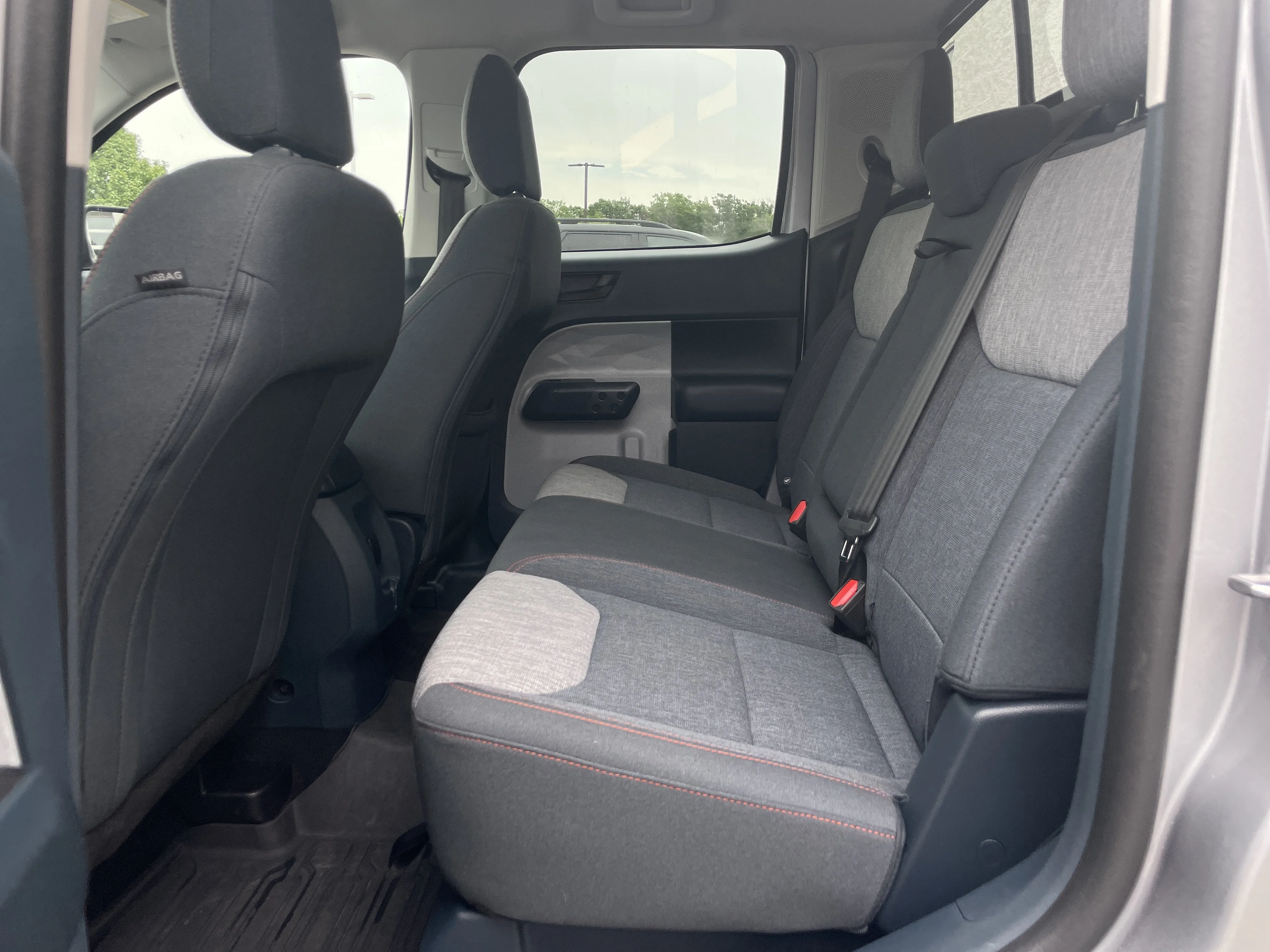 Used 2022 Iconic Silver Metallic Ford XLT AWD SuperCrew image 11