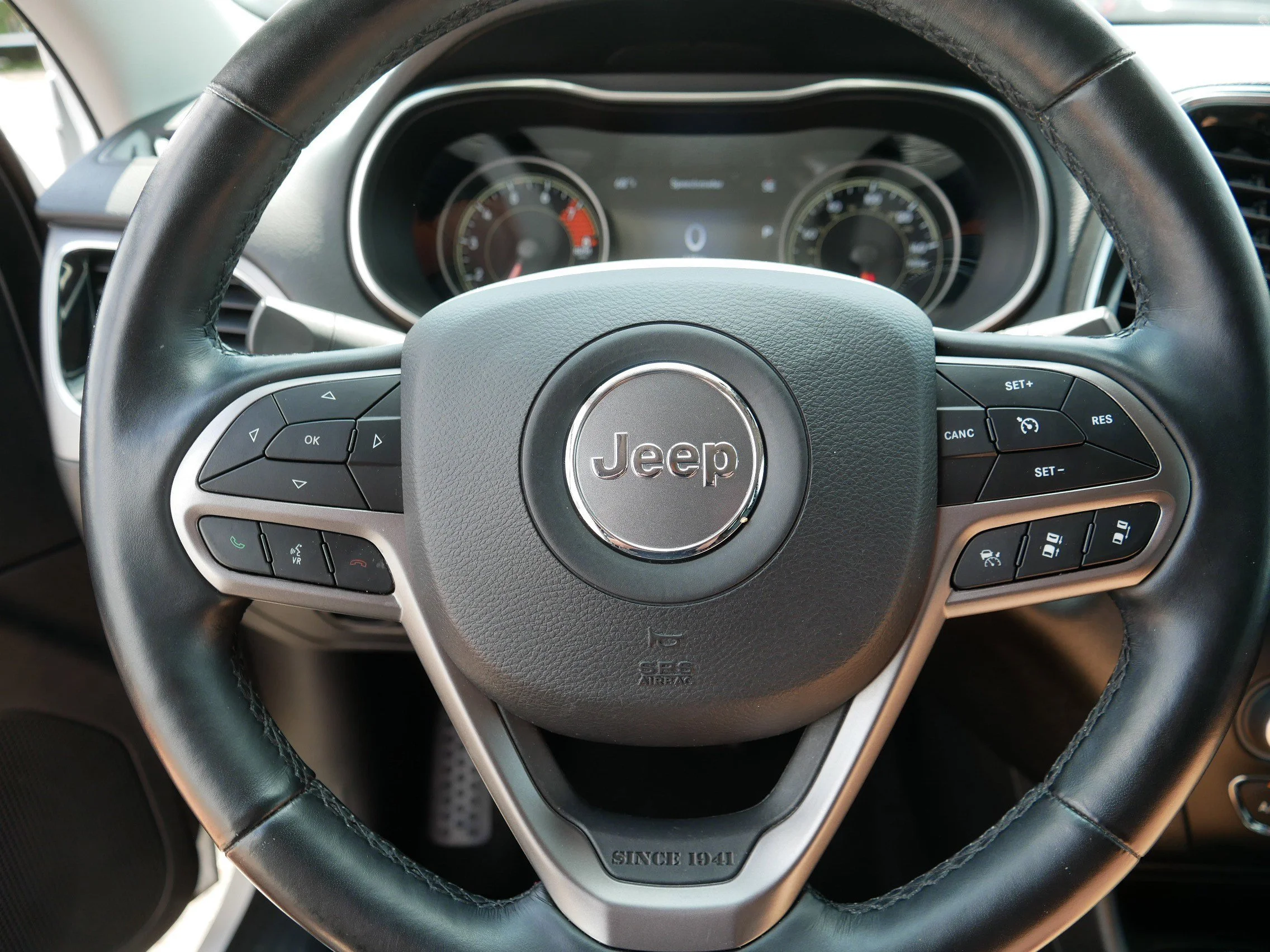 Used 2021 Bright White Clearcoat Jeep Limited image 25