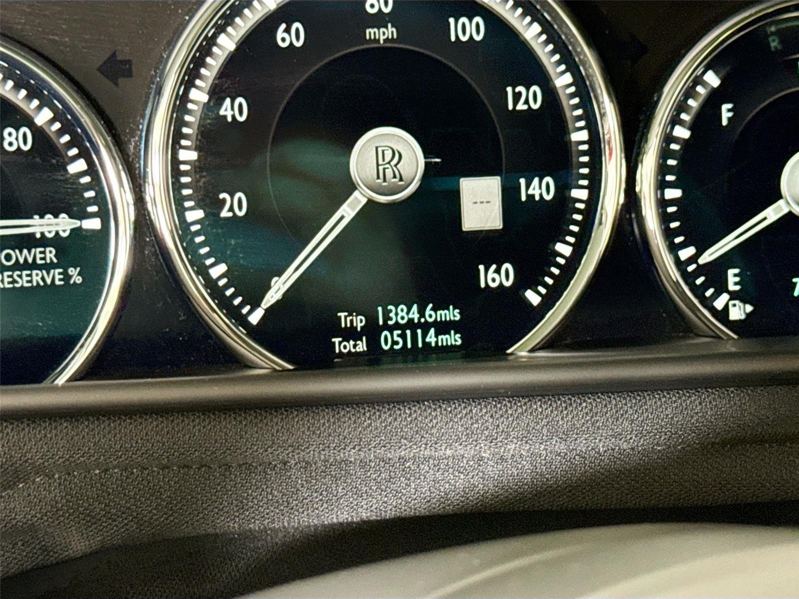 Used 2024 Silver Rolls-Royce  image 18