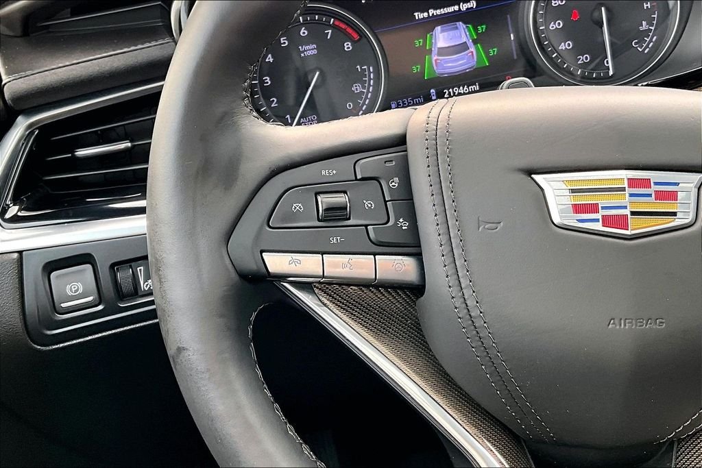 Used 2025 White Cadillac Premium Luxury image 20