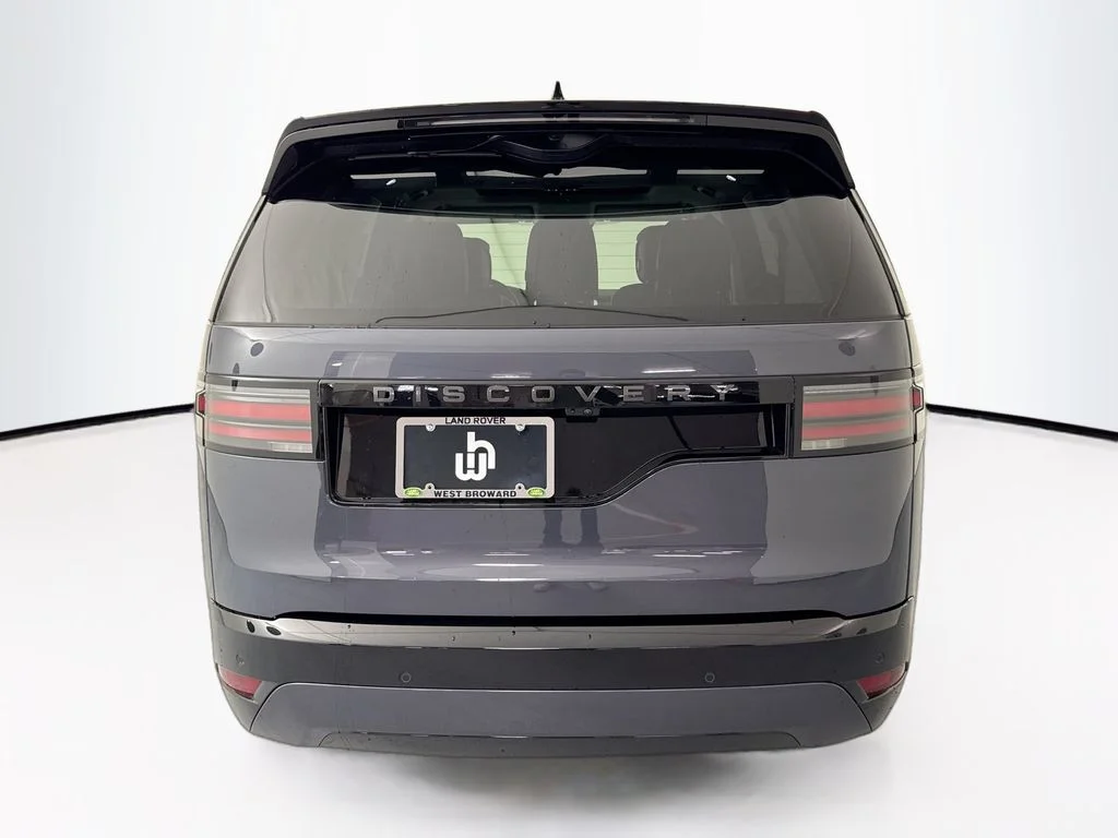 New 2026 Varesine Blue Land Rover Dynamic SE image 6