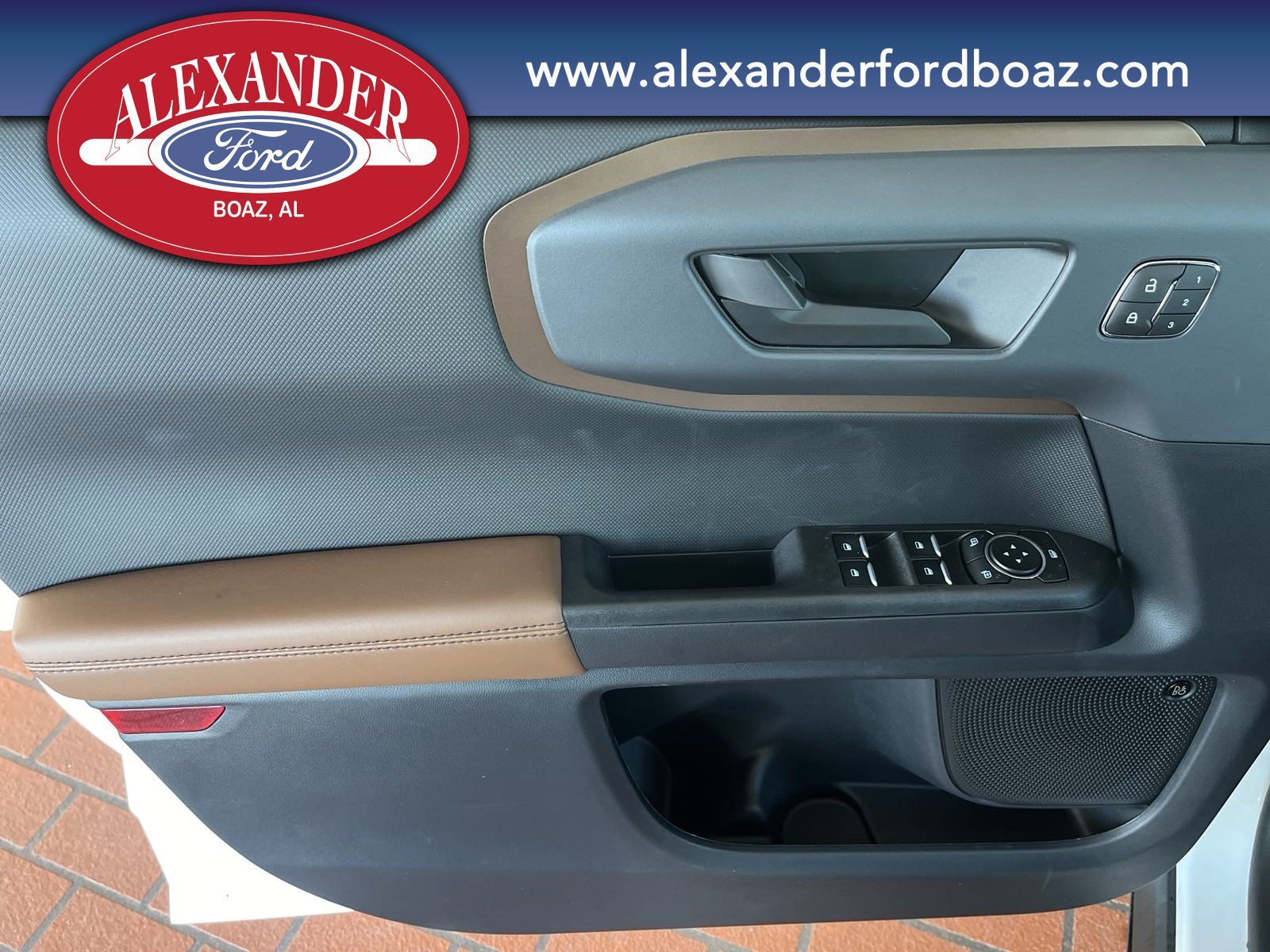 New 2024 Oxford White Ford Outer Banks® image 10