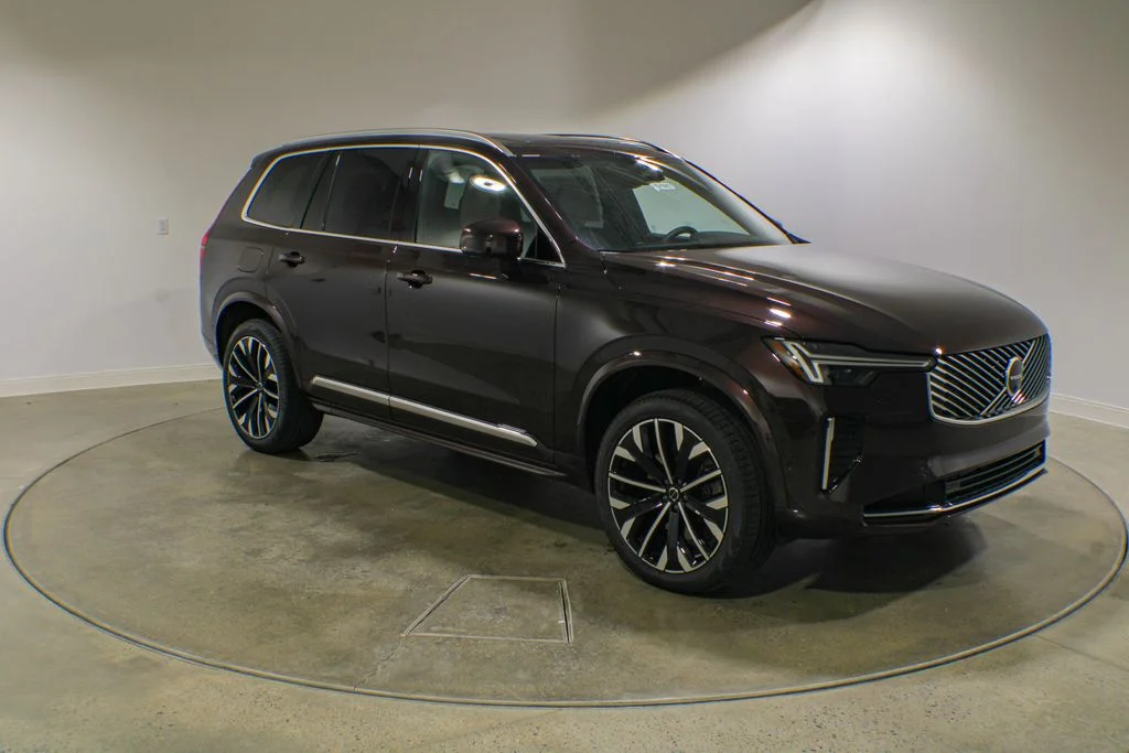 New 2026 Red Metallic Volvo T8 Plus image 7