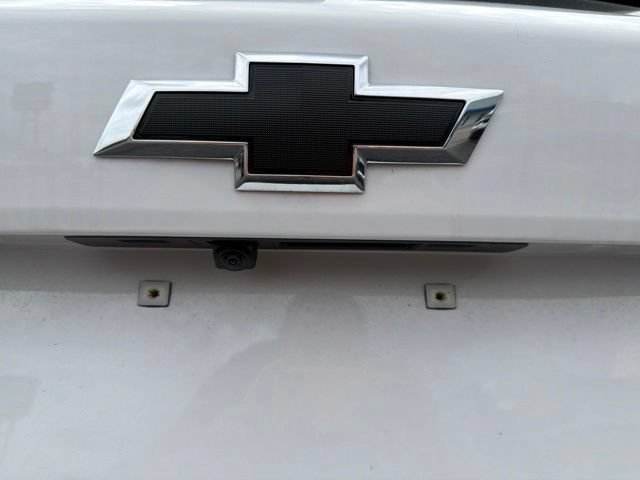 Used 2026 Summit White Chevrolet LT image 12