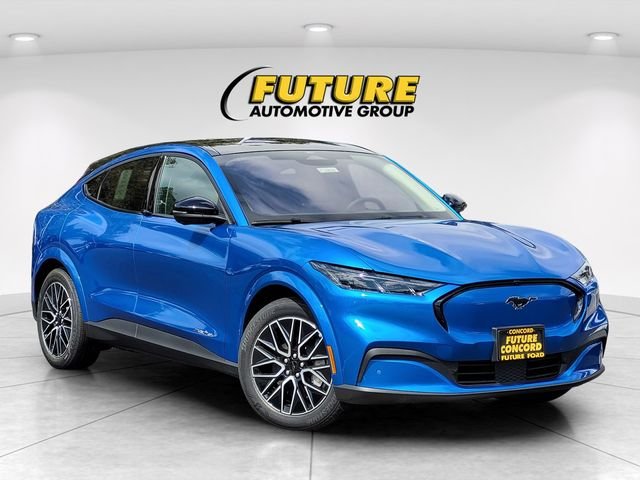 2025 Ford Mustang-Mach-e Premium's photo