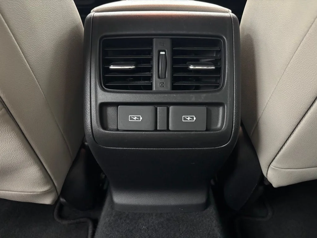 Used 2021  Honda EX-L image 36