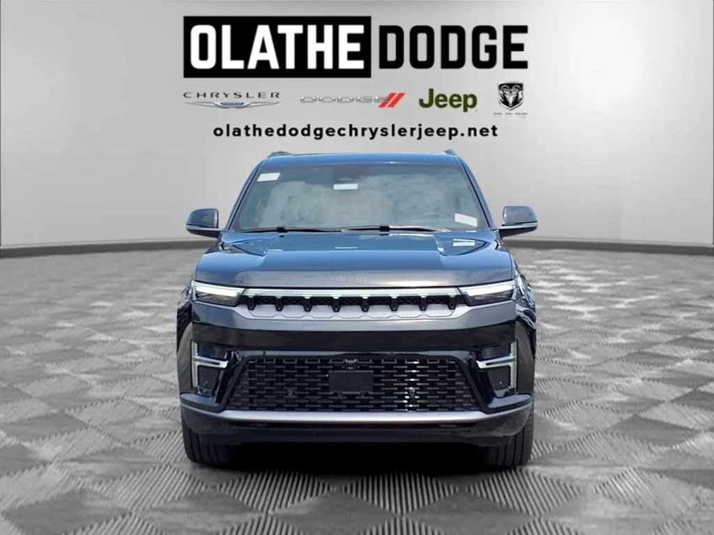 New 2026 High Gloss Black Exterior Paint Jeep Summit Reserve image 31
