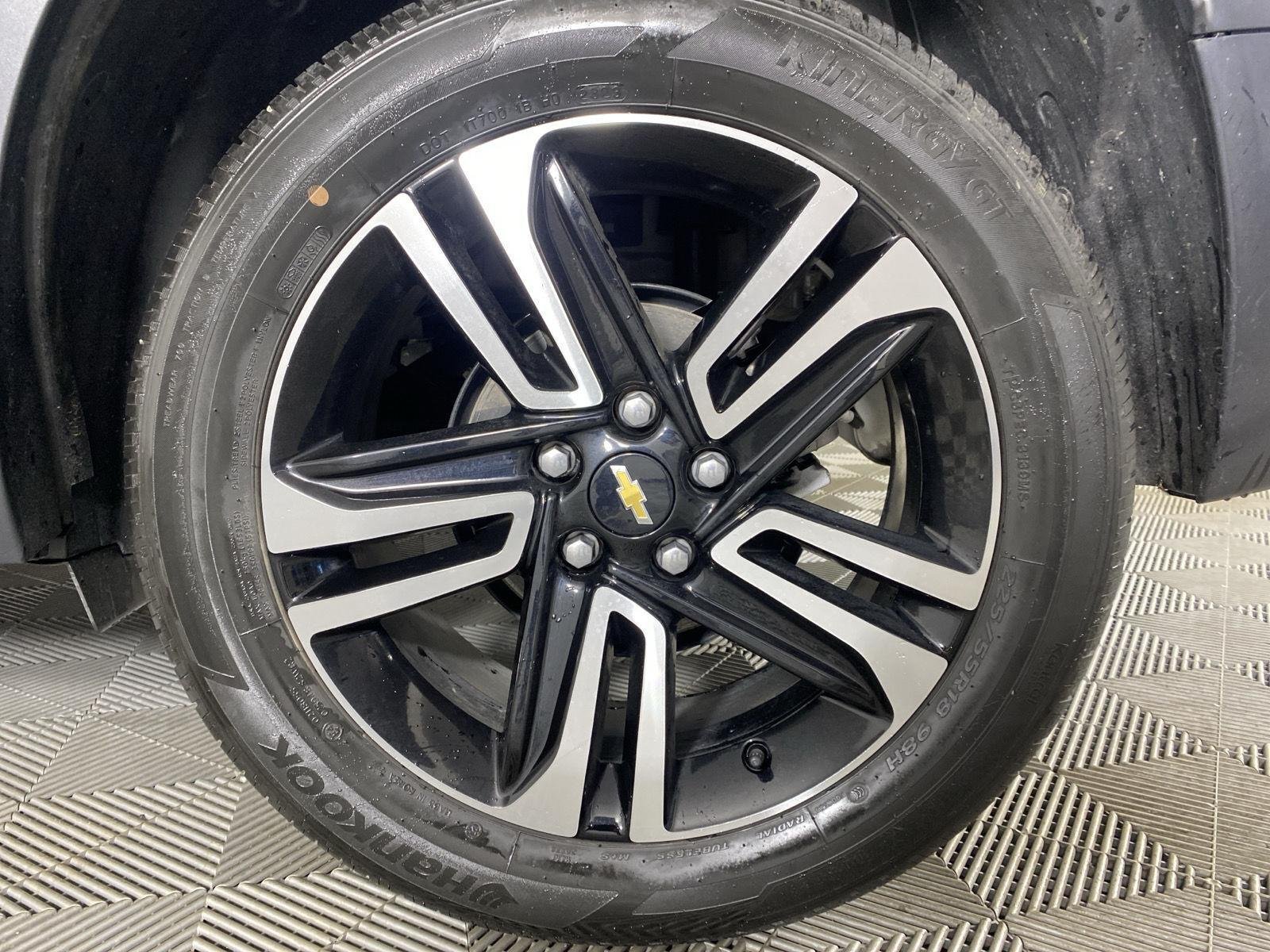 Used 2023 Sterling Gray Metallic Chevrolet LT image 9
