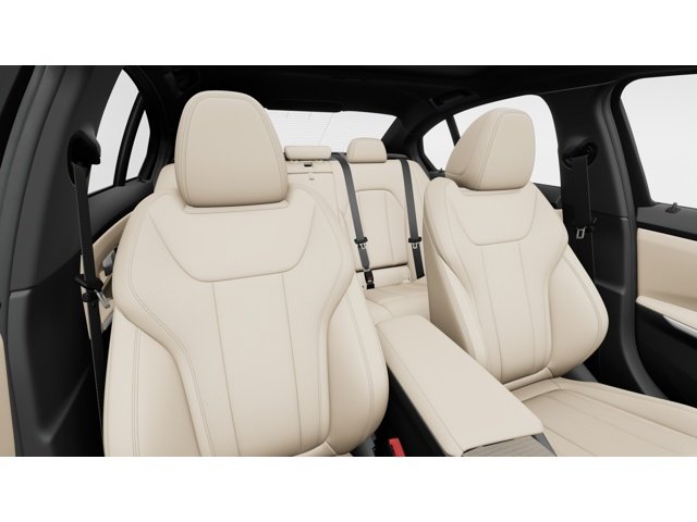 New 2026 Alpine White BMW 330i image 11