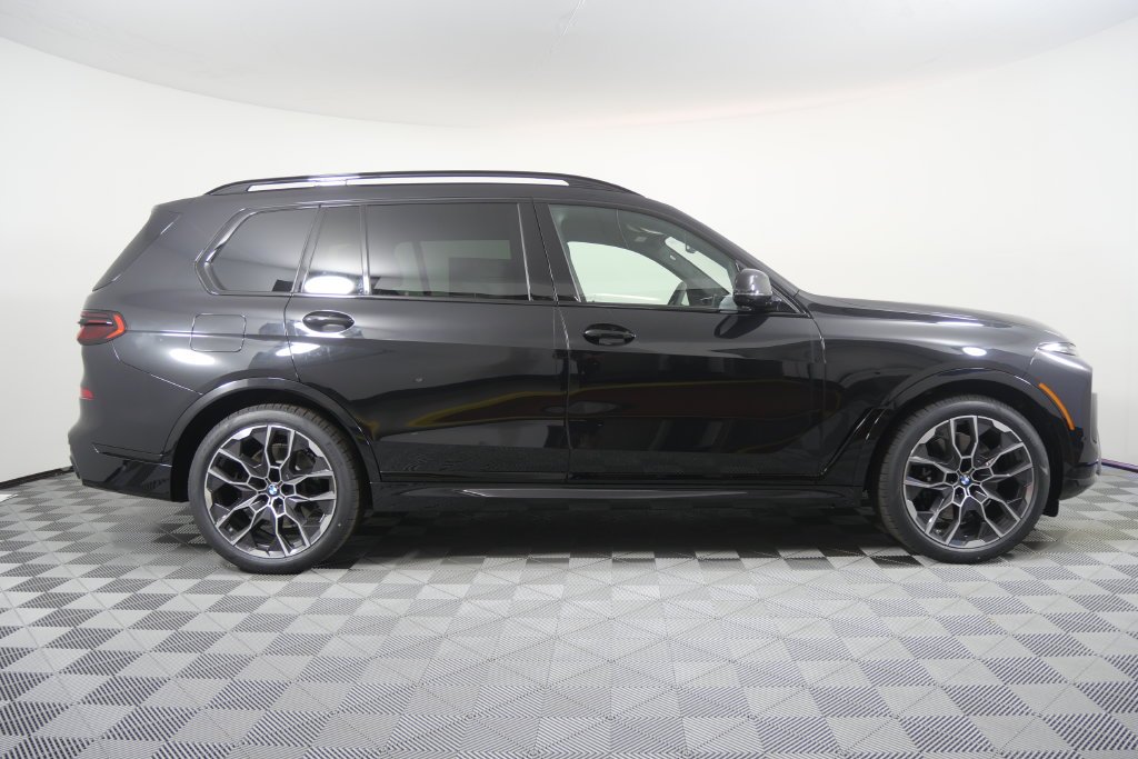 New 2027 Black Sapphire Metallic BMW xDrive40i image 3