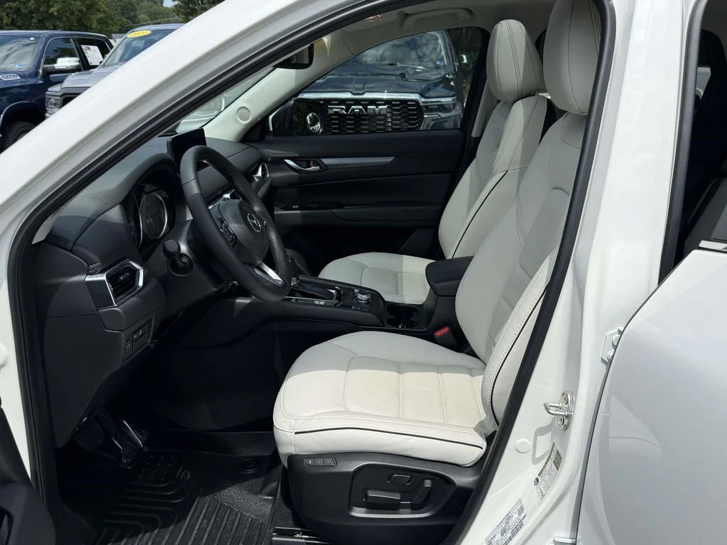 Used 2025 White Mazda 2.5 S Preferred Package image 12