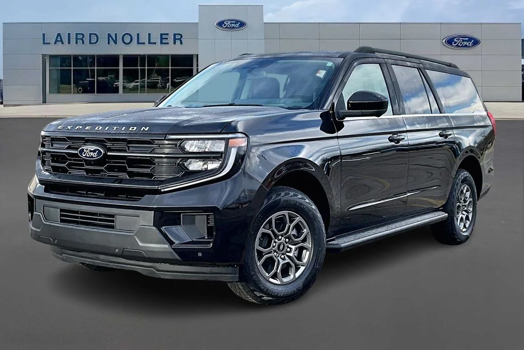 2025 Ford Expedition Active MAX 4x4's photo
