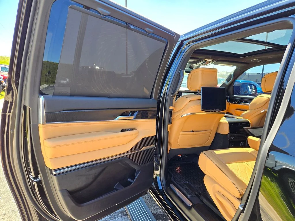 Used 2025 Black Jeep Series III image 30