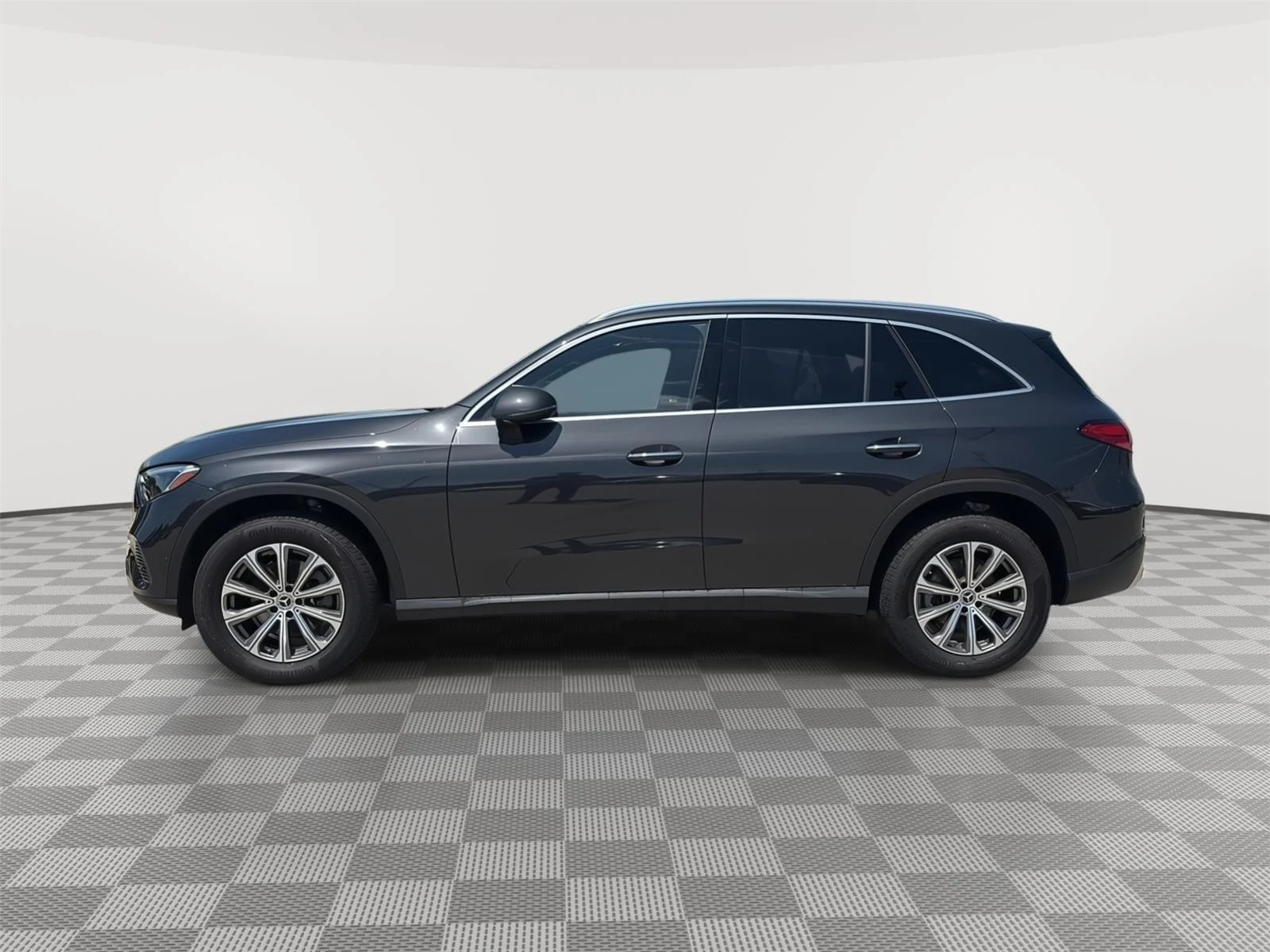 Certified Used 2026 Graphite Grey Metallic Mercedes-Benz GLC 300 image 3