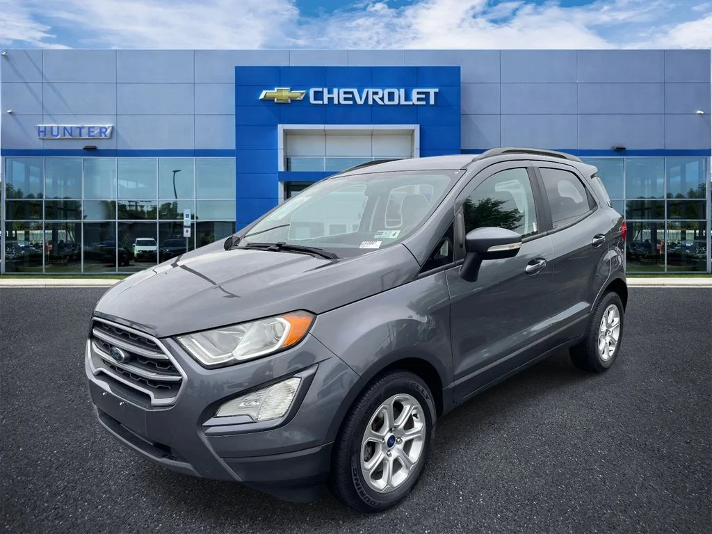 Used 2020 Smoke Metallic Ford SE image 3