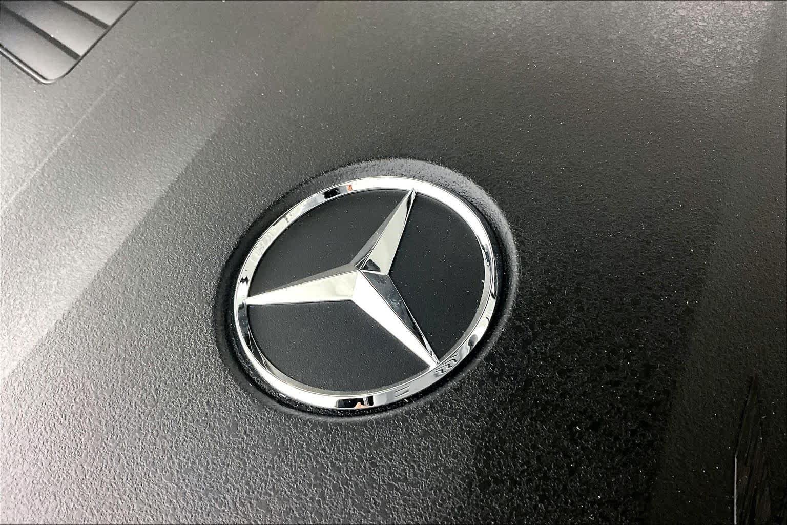 New 2026 Polar White Mercedes-Benz GLE 450 image 17