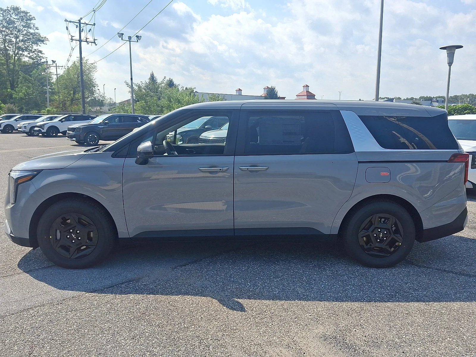 New 2027 White Kia LXS image 5