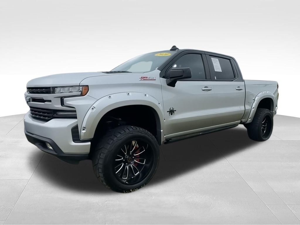 Used 2020 Silver Chevrolet RST image 4