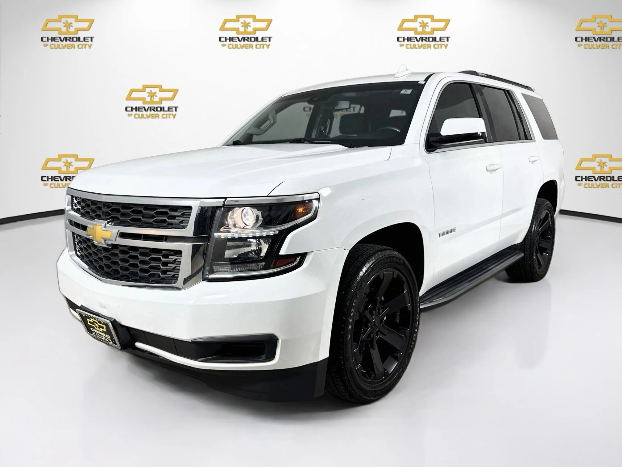 Used 2018 SUMMIT WHITE Chevrolet LS image 3