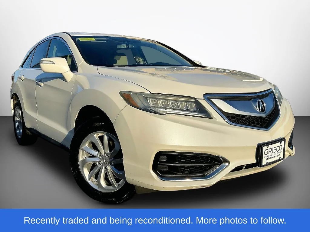 Used 2017 White Diamond Pearl Acura Base image 1