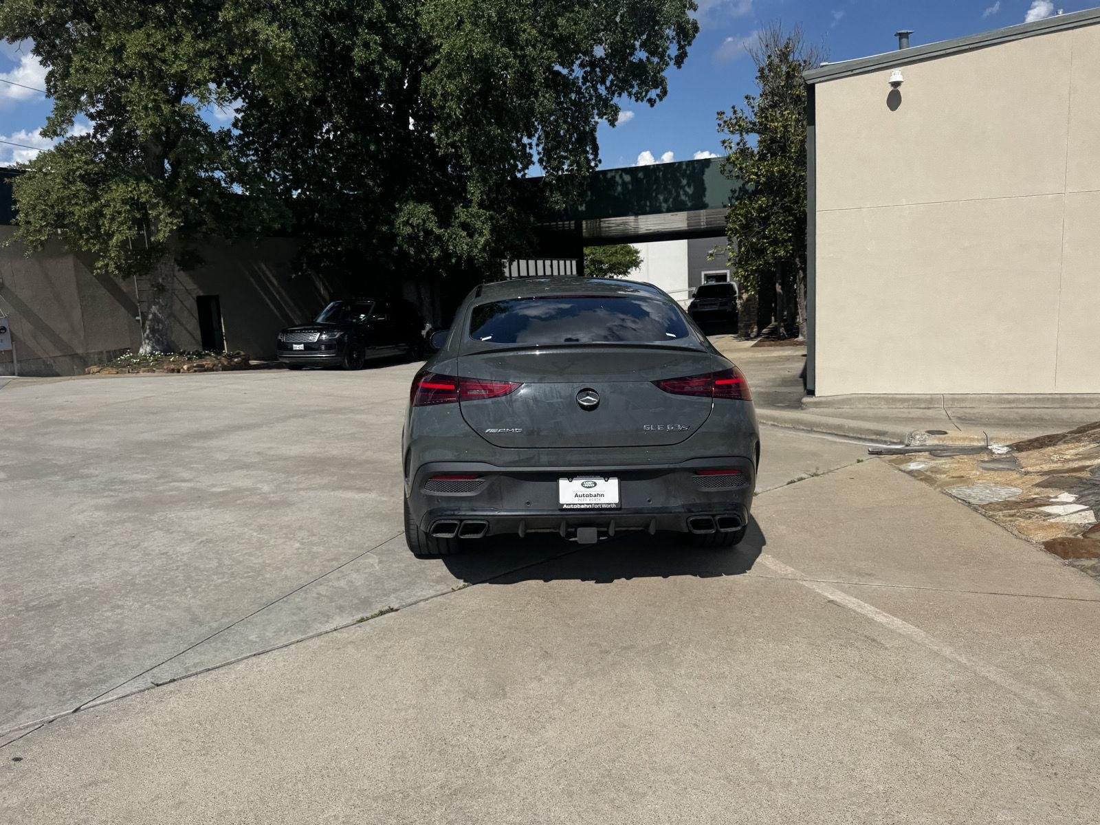 Used 2025 MANUFAKTUR Signature Silicon Grey Mercedes-Benz AMG® GLE 63 S image 5