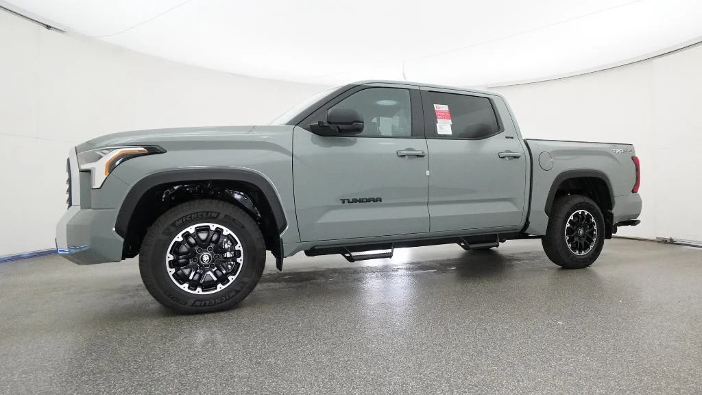 2026 Toyota Tundra SR5 - Photo 10