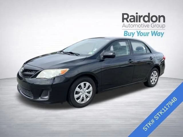 Used 2013 Black Sand Pearl Toyota L image 3