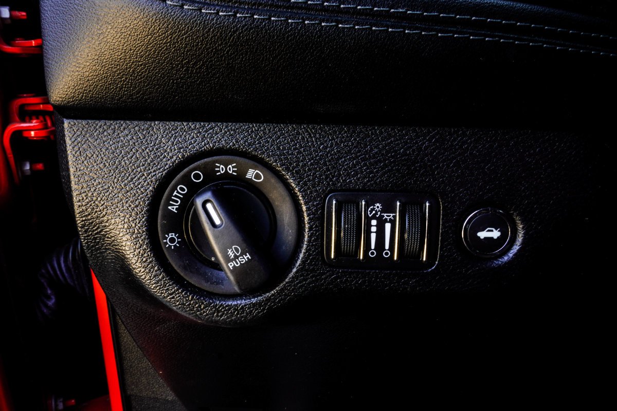 Used 2021 Orange Dodge SXT image 32